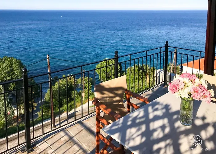 Pantheon Apartment *